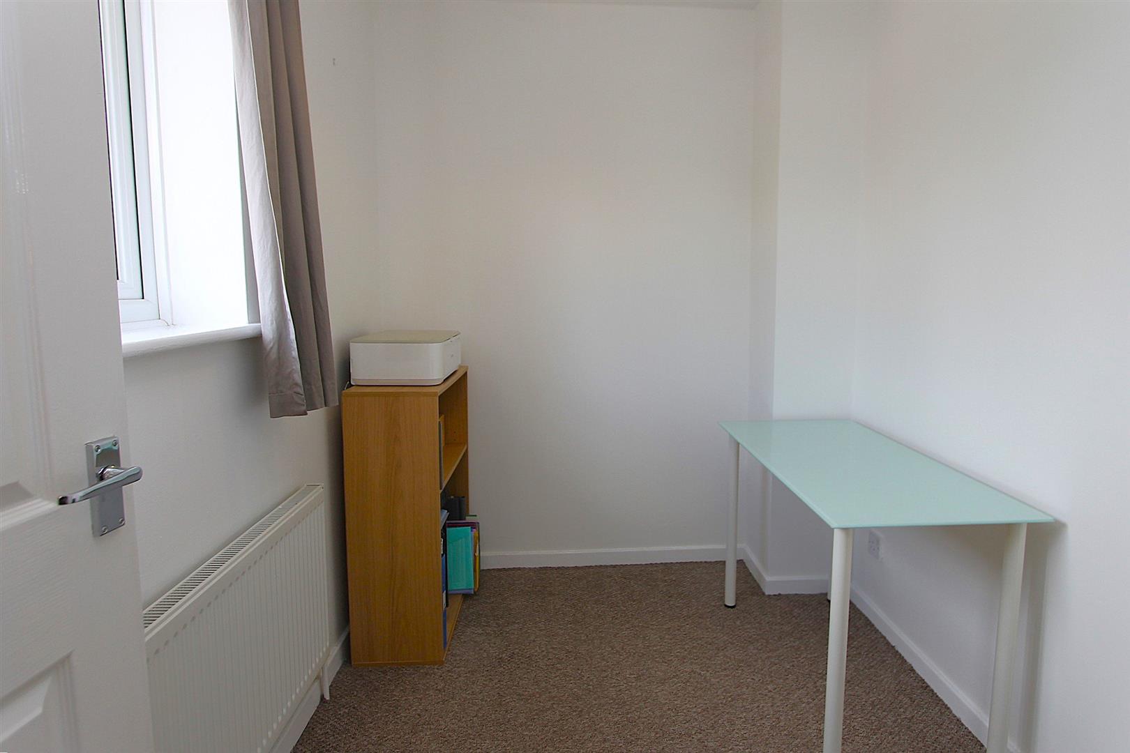 Curlew Close, Kidderminster